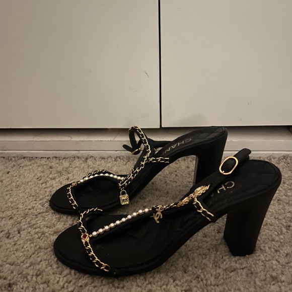 Chanel heeled sandals - Picture 4 of 6